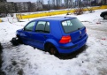 Be priežiūros palikti automobiliai iš kiemų ir gatvių dar nedingo