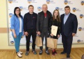 Savivaldybės vadovai pasveikino jaunąją boksininkę Adriją Petkūnaitę